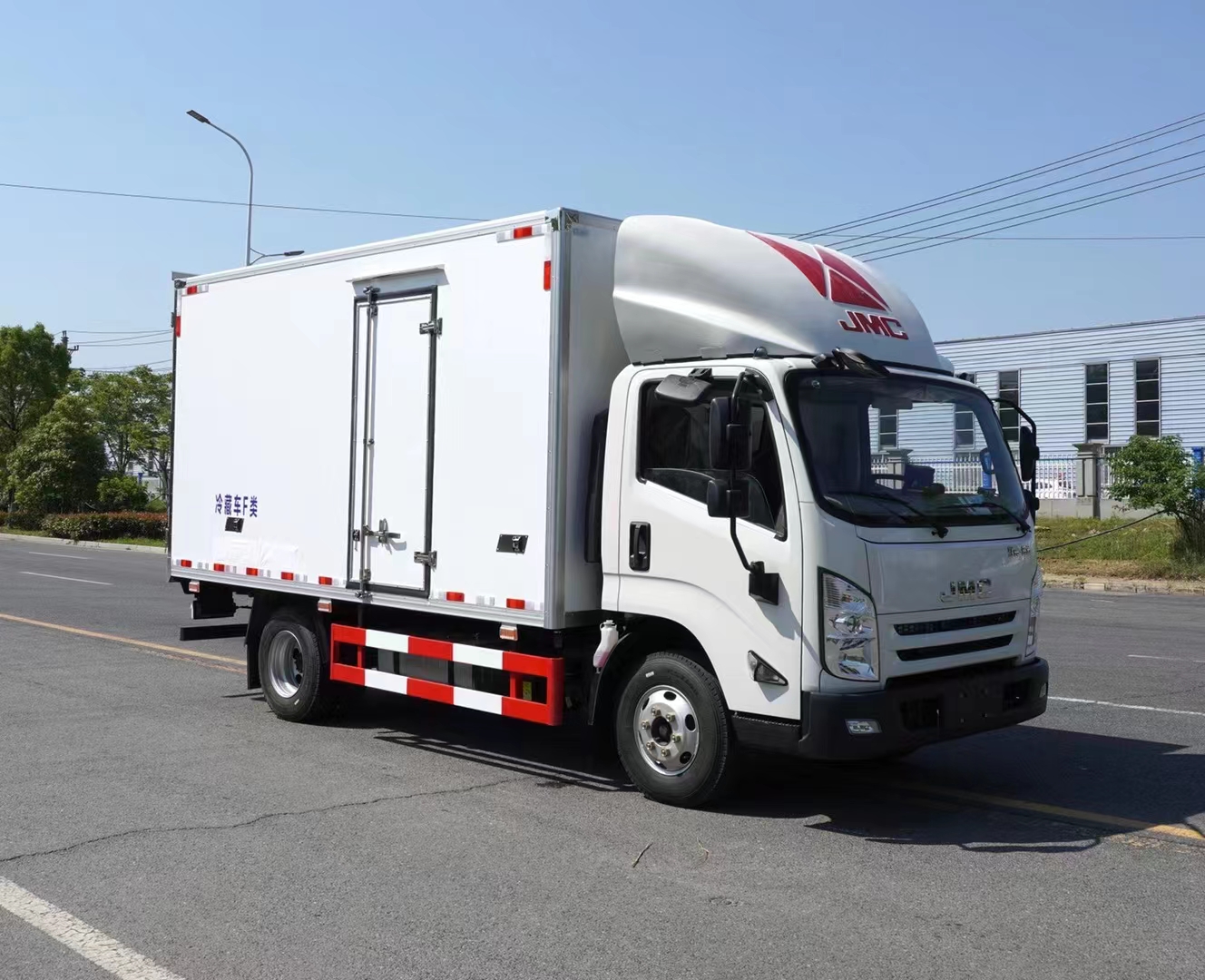 江鈴新凱運(yùn)寬體4米2藍(lán)牌冷藏車